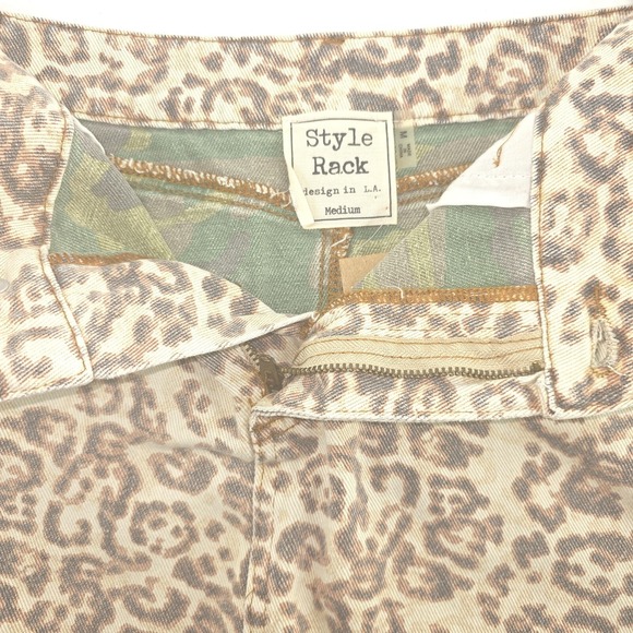 Style Rack Faded Leopard Print Denim Mini Skirt Medium Distressed Animal Mobwife - Picture 4 of 16